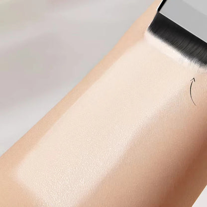 New Ultra-Thin Foundation & Concealer Brush